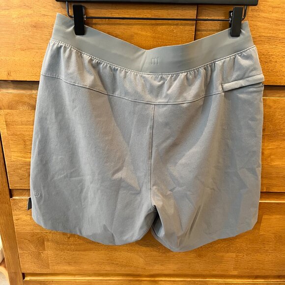 Lululemon Zeroed In Shorts - 7" - Picture 2 of 4